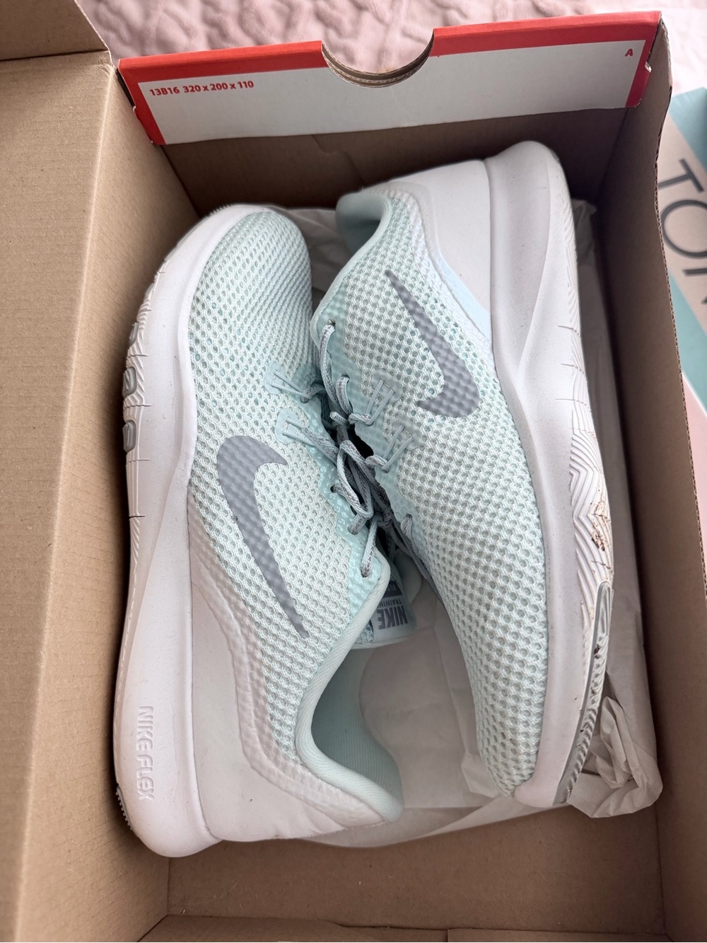 Size 7 Women’s Nike Flex Trainer 7